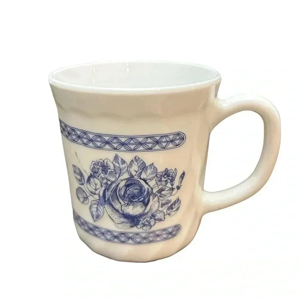 Vintage Arcopal Honorine Cottagecore Coffee Mug Cup in pristine condition